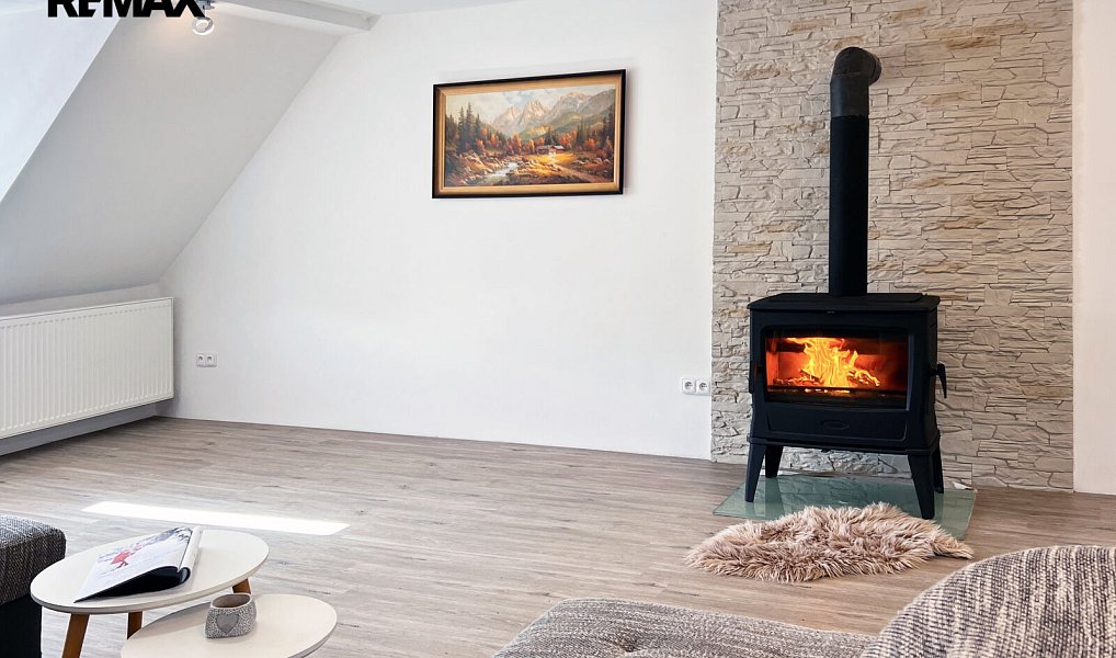 Prodej domu 131 m² s pozemkem 167 m², Jáchymov – náhled fotky 3
