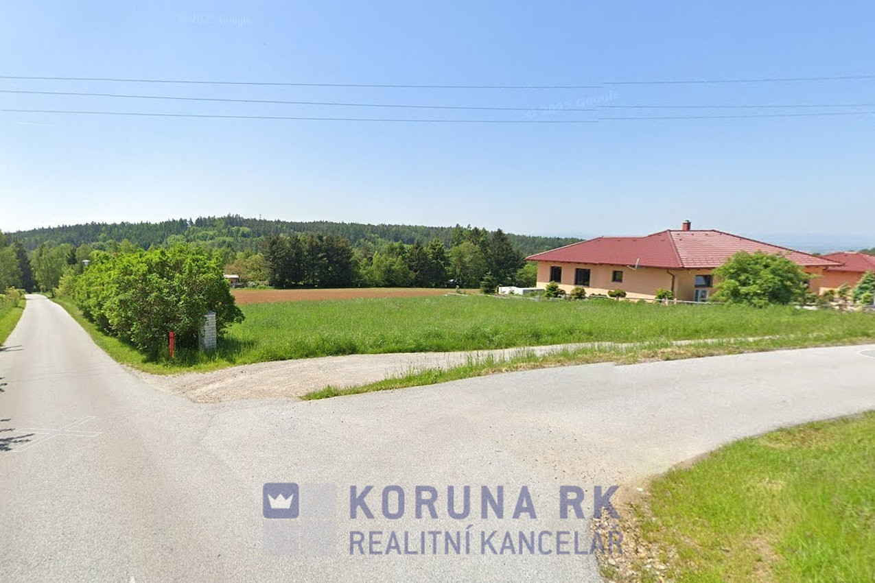 Prodej stavebního pozemku 1 012 m²
