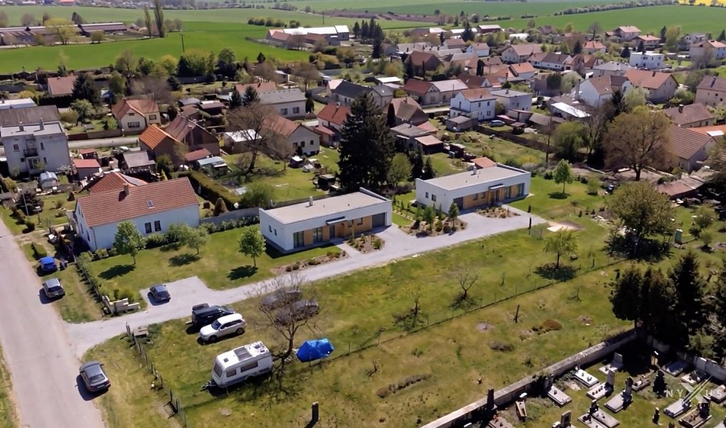 Prodej stavebního pozemku 1 157 m², Chleby – fotka 1 z 23