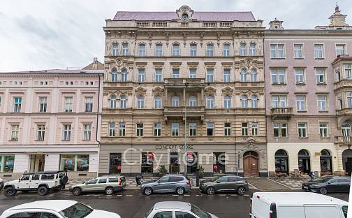 Prodej komerčního objektu (jiného typu) 450 m²