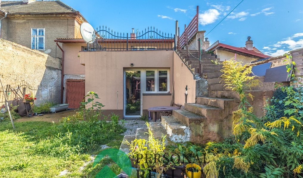 Prodej domu 161 m² s pozemkem 245 m², Zlonice – náhled fotky 11