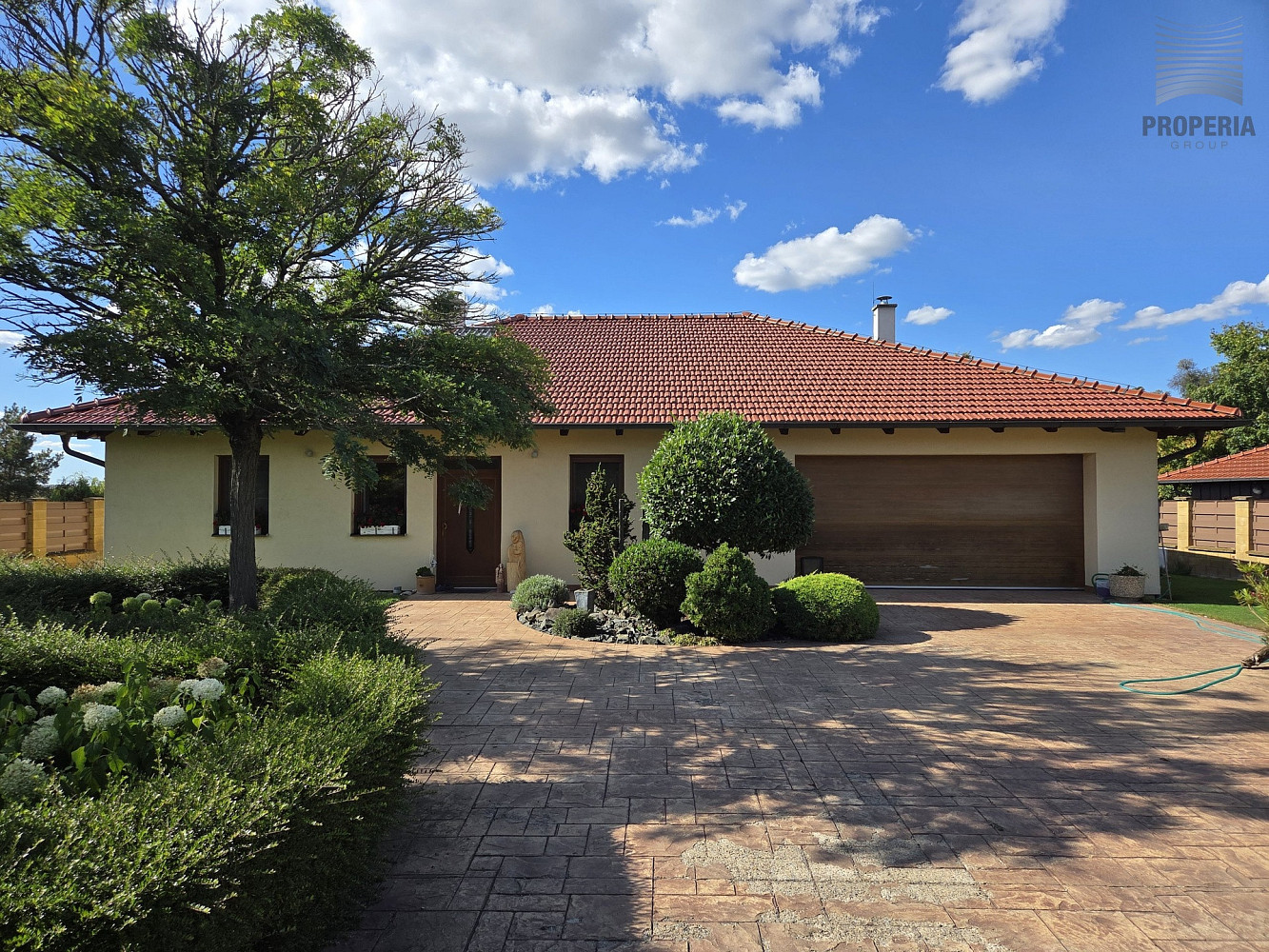 Prodej domu 194 m² s pozemkem 3 550 m²