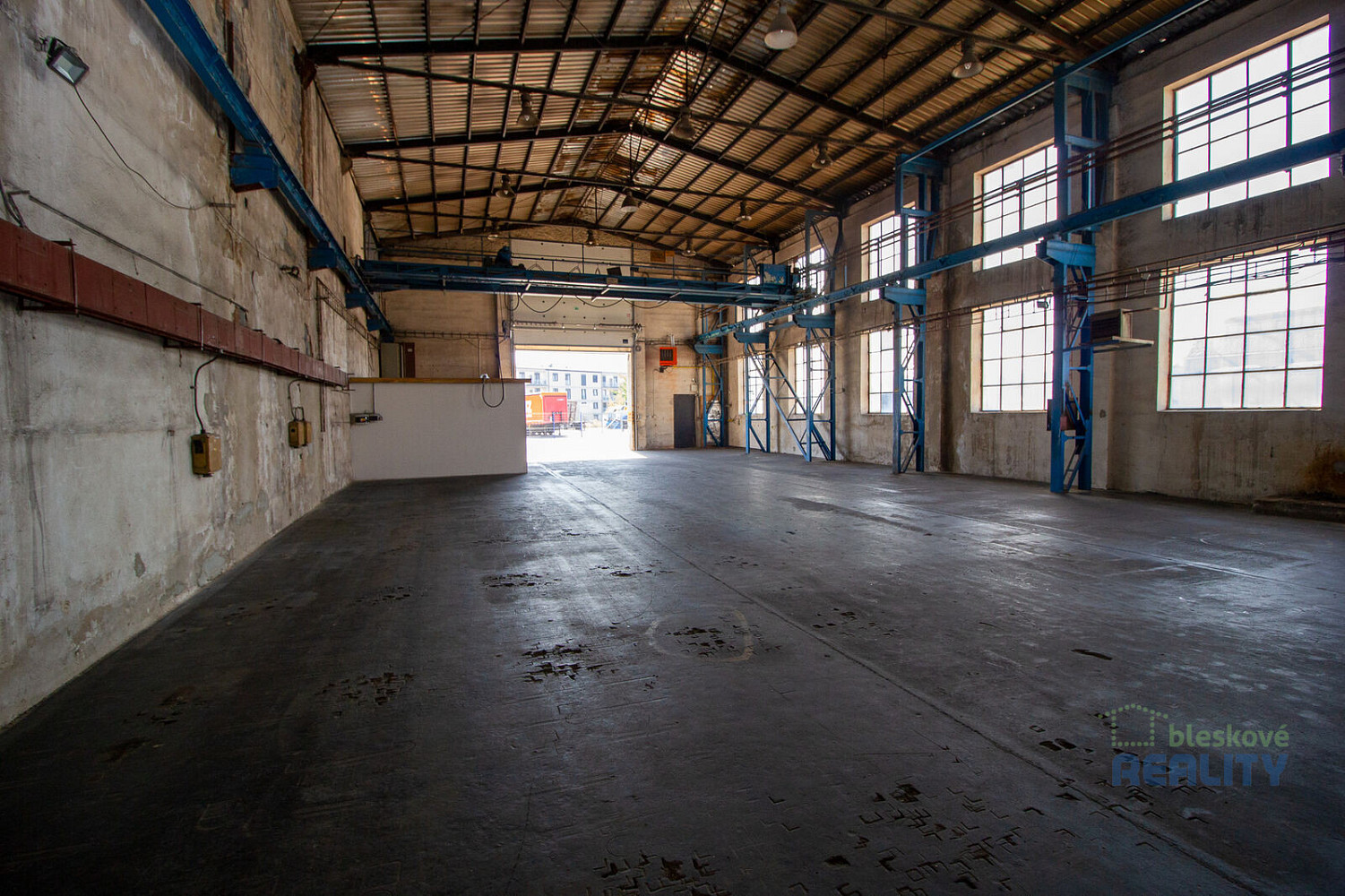 Pronájem skladovacích prostor 425 m² – pohled 2