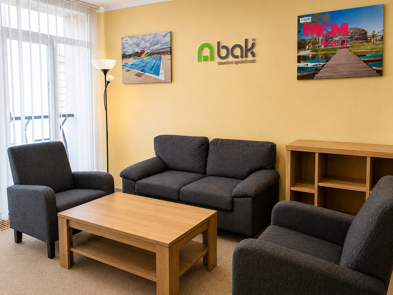Pronájem obchodních prostor 56 m² – fotografie 4
