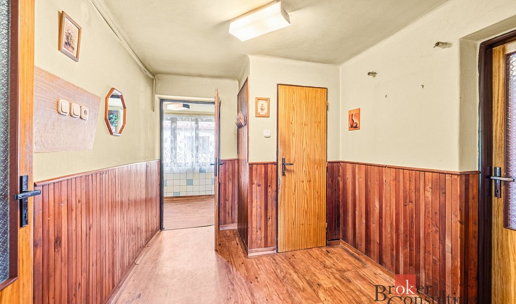 Prodej domu 77 m² s pozemkem 1 095 m², Ejpovice – náhled fotky 23
