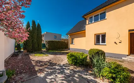 Prodej domu 181 m² s pozemkem 390 m², Pardubice - Dražkovice
