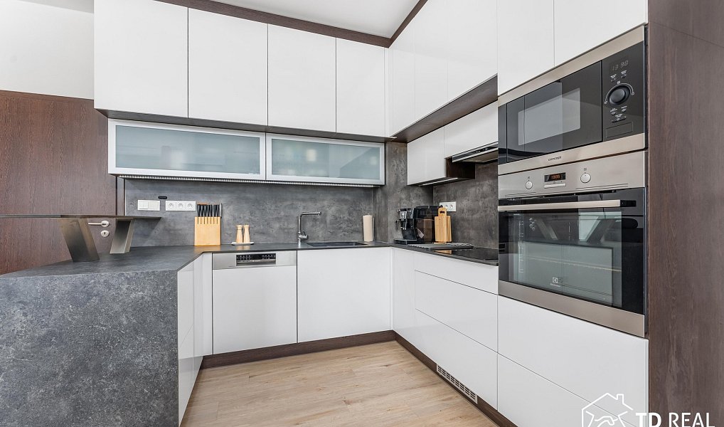 Prodej bytu 3+kk 73 m², Holubice – náhled fotky 4