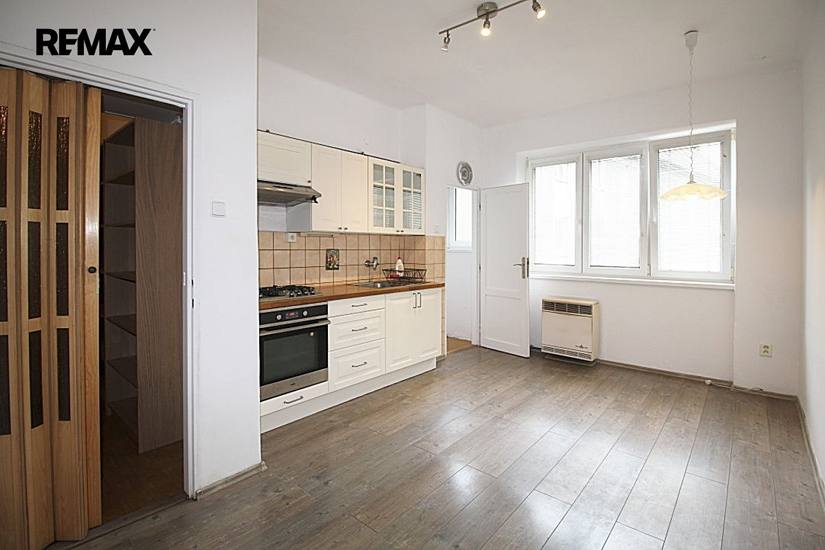 Pronájem bytu 2+1 64 m² — photo 4