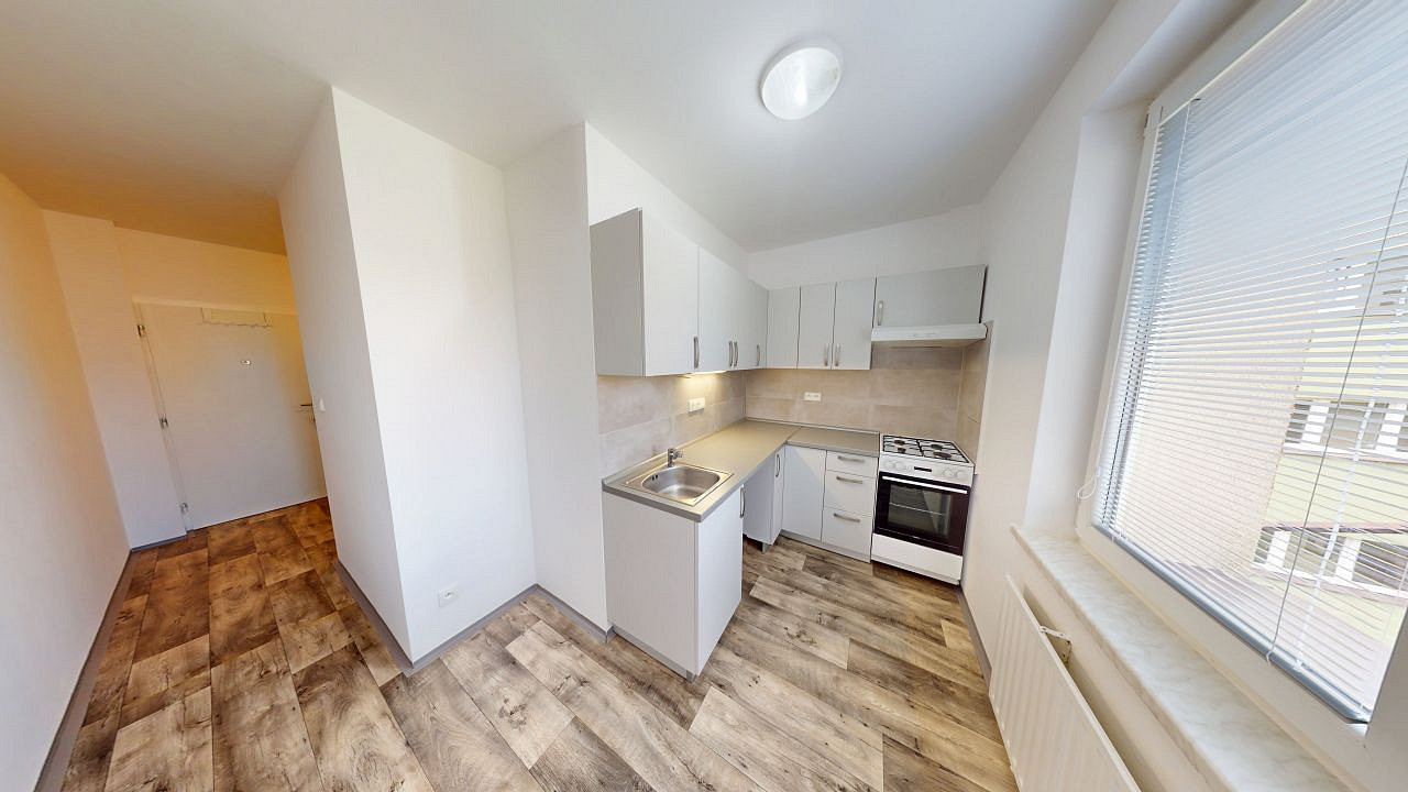 Pronájem bytu 1+1 40 m² – fotografie 2