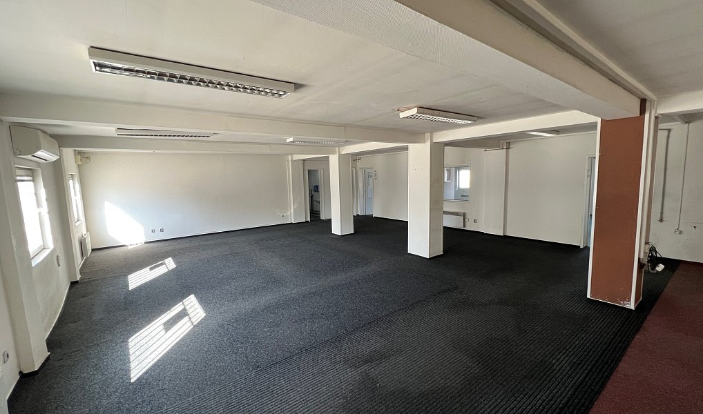 Pronájem skladovacích prostor 8 800 m², Šumperk – náhled fotky 18