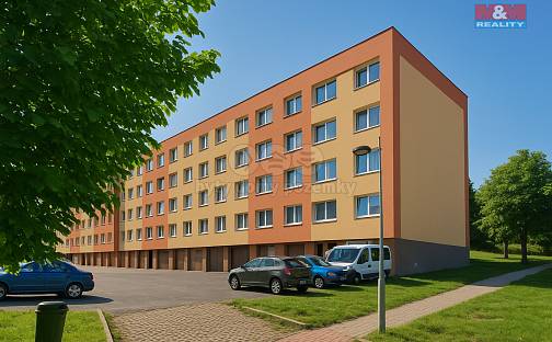 Prodej bytu 3+1 72 m², Nad Stadionem, Králův Dvůr, okres Beroun