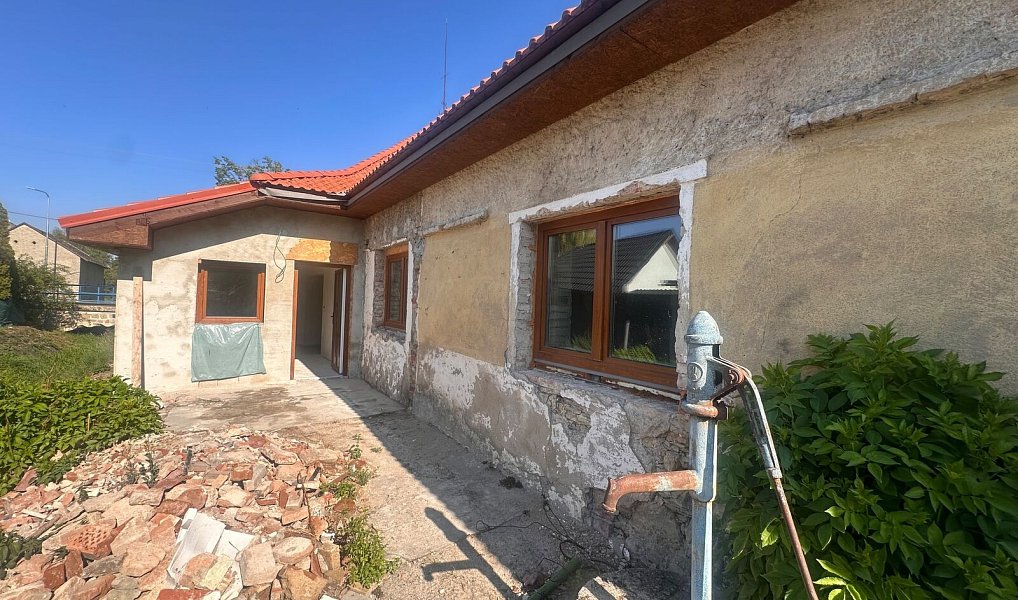 Prodej domu 230 m² s pozemkem 550 m², Lkáň – náhled fotky 8