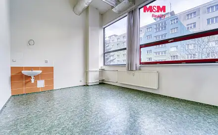 Pronájem kanceláře 18 m², Masarykova, Plzeň - Doubravka
