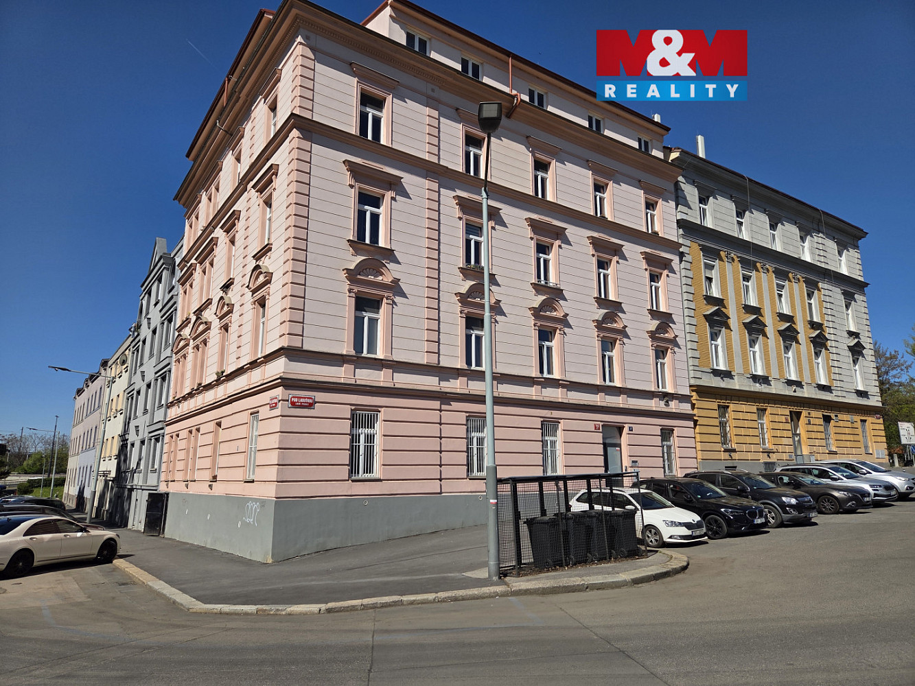 Prodej obchodních prostor 83 m², Praha