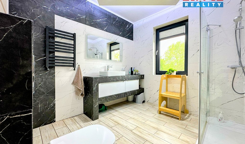 Prodej domu 180 m² s pozemkem 998 m², Petrovice u Karviné – náhled fotky 5