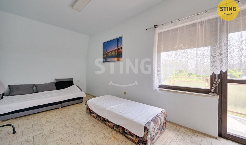 Prodej domu 360 m² s pozemkem 3 443 m², Strážnice – náhled fotky 23