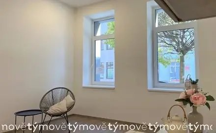 Pronájem bytu 1+kk 31 m², Sladkovského, Pardubice - Zelené Předměstí