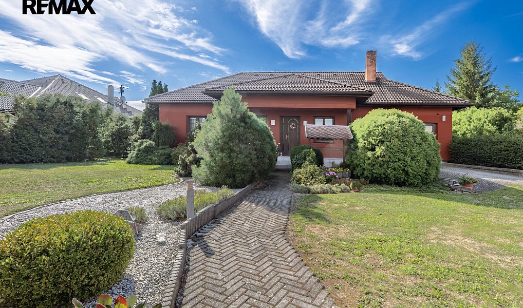 Prodej domu 200 m² s pozemkem 1 400 m², Rožmitál pod Třemšínem – náhled fotky 28