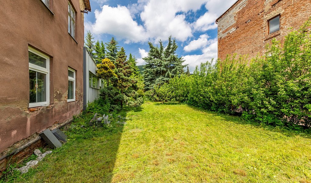 Prodej domu 240 m² s pozemkem 623 m², Krupka – náhled fotky 29