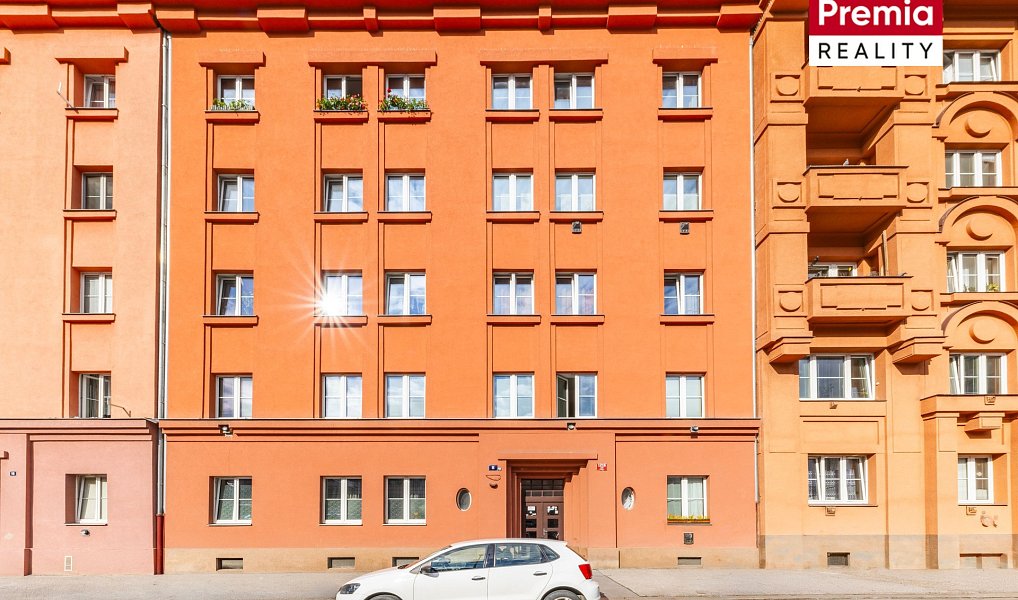 Prodej bytu 3+kk 73 m², Praha – fotka 1 z 19