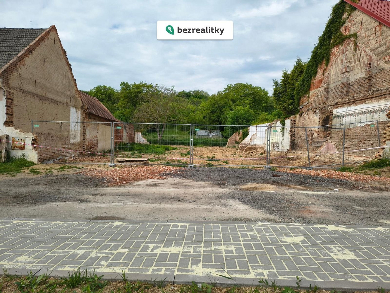 Prodej stavebního pozemku 3 400 m² – fotografie 4