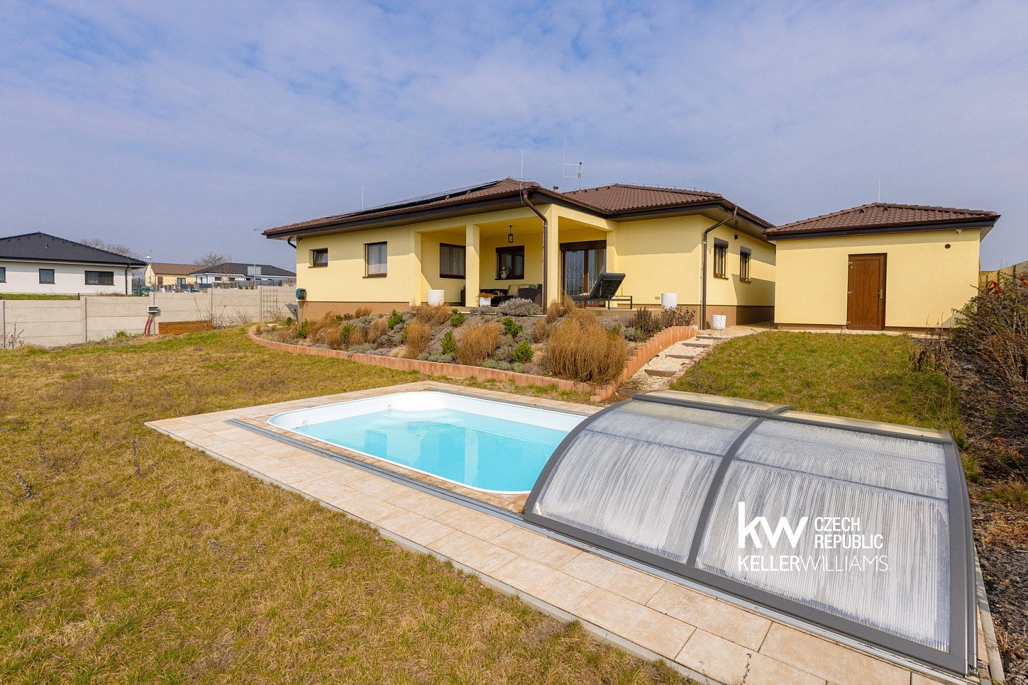Prodej domu 186 m² s pozemkem 893 m²