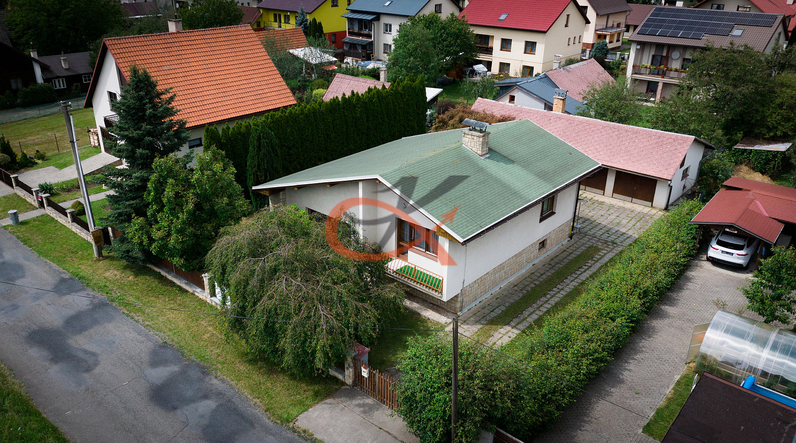 Prodej domu 220 m² s pozemkem 800 m²