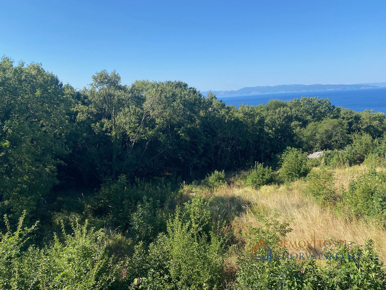 Prodej stavebního pozemku 1 651 m² - Widok 2