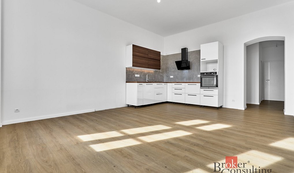 Prodej bytu 3+kk 90 m², Cheb – náhled fotky 5