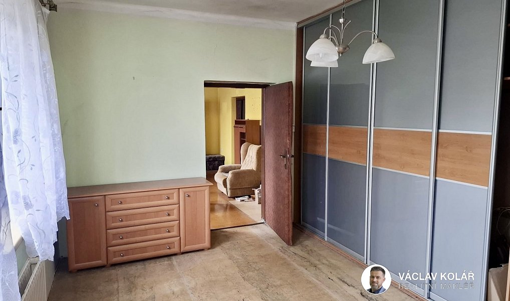 Prodej domu 196 m² s pozemkem 805 m², Stěžery – náhled fotky 22