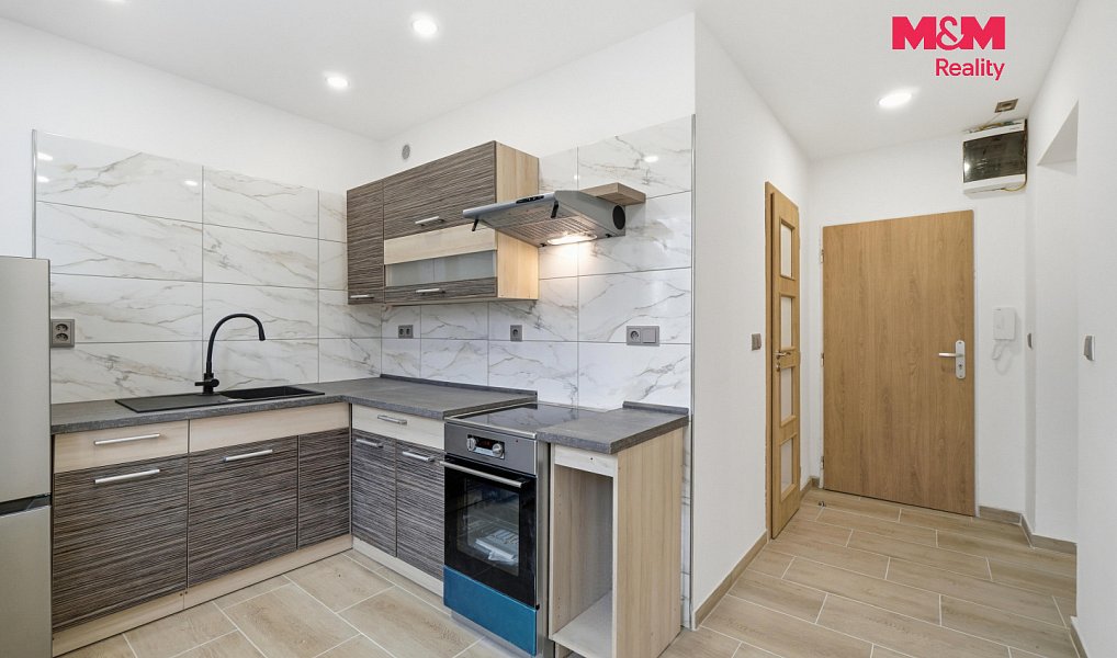 Prodej bytu 2+1 44 m², Adamov – náhled fotky 4