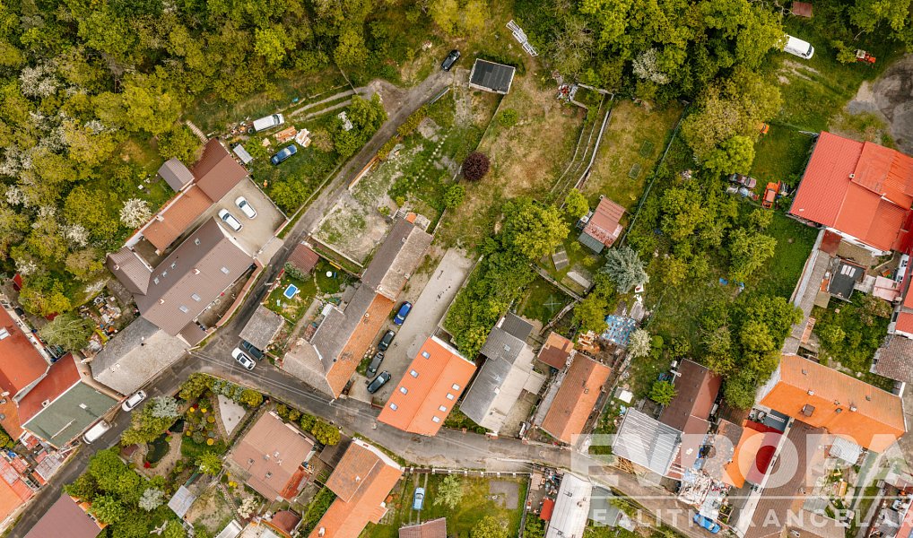 Prodej stavebního pozemku 480 m², Kladno – náhled fotky 4