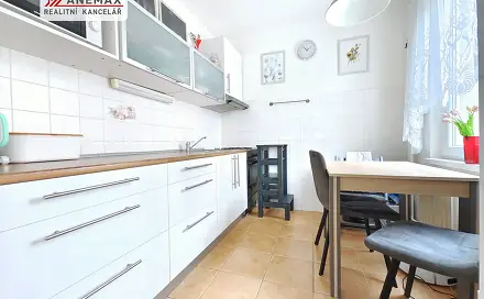 Pronájem bytu 1+1 42 m², Rumunská, Čelákovice, okres Praha-východ