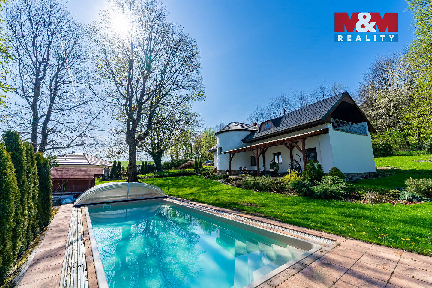 Prodej domu 168 m² s pozemkem 1 715 m² — photo 2