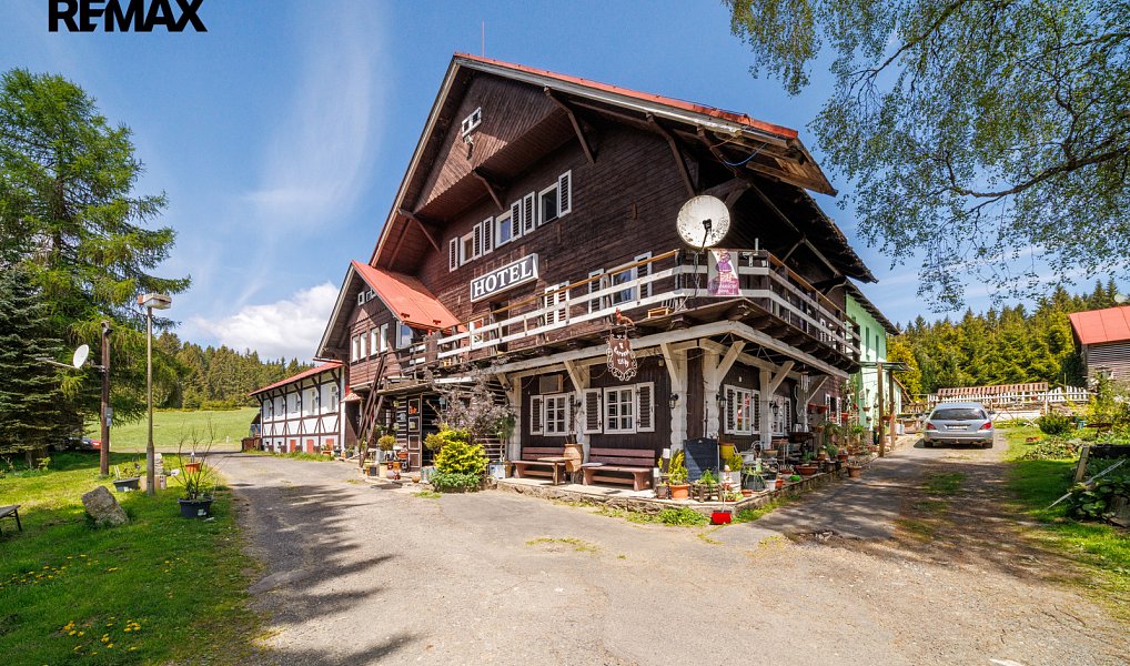 Prodej ubytovacího objektu 980 m², Potůčky – náhled fotky 2