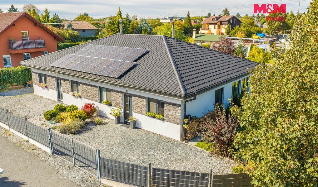 Prodej domu 85 m² s pozemkem 1 005 m², Sulice – náhled fotky 2