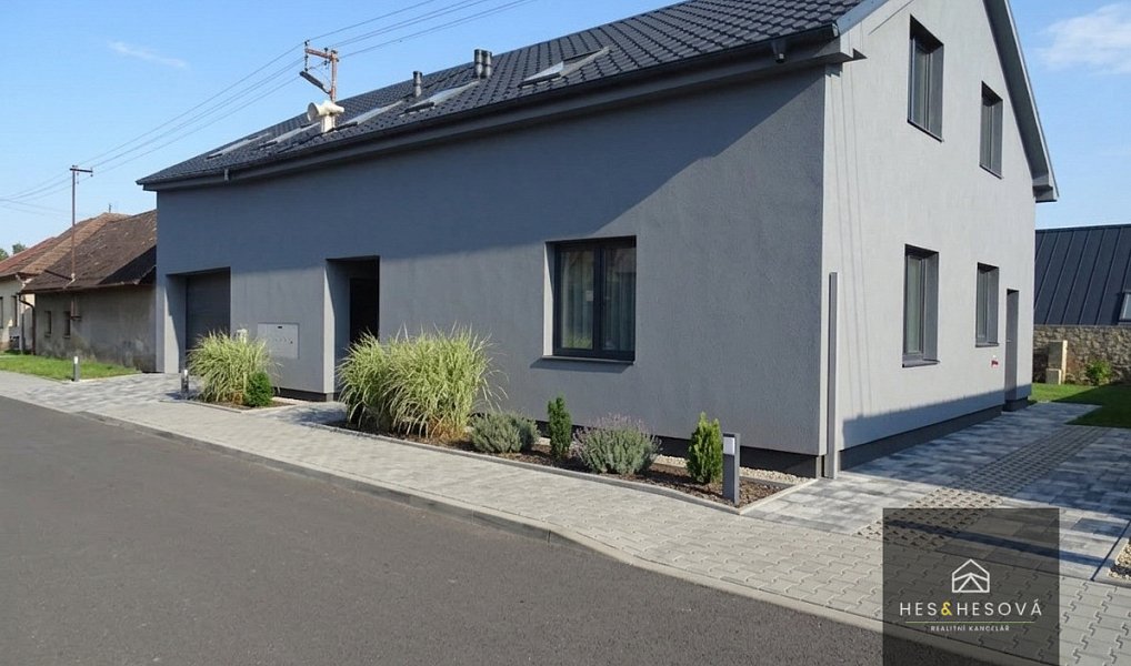 Prodej domu 146 m² s pozemkem 70 m², Vysoký Újezd – náhled fotky 3