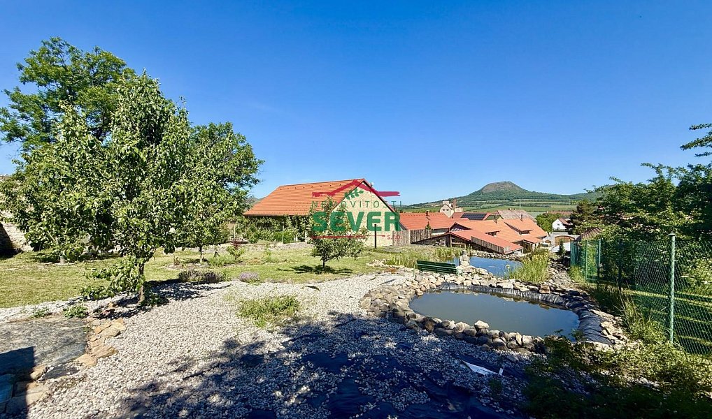 Prodej domu 220 m² s pozemkem 1 576 m², Louny – náhled fotky 30