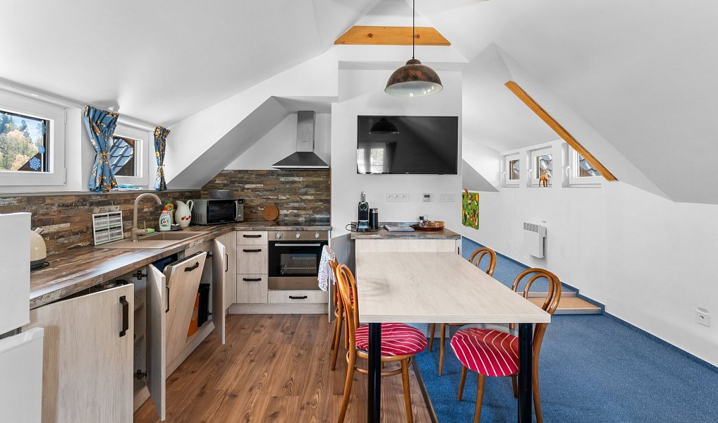 Prodej bytu 3+kk 66 m², Desná – náhled fotky 12