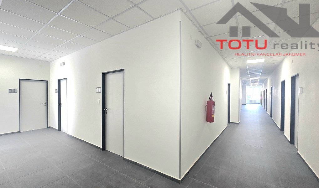 Pronájem kanceláře 62 m², Chrudim – náhled fotky 6