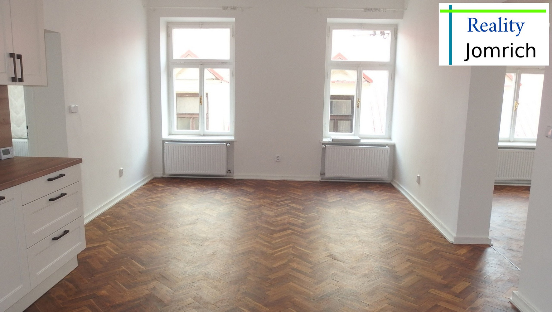 Pronájem bytu 4+kk 110 m² – fotografie 4