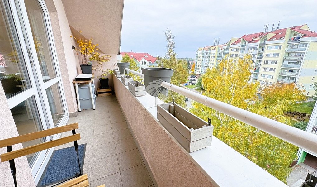 Pronájem bytu 3+kk 68 m², Praha – náhled fotky 3