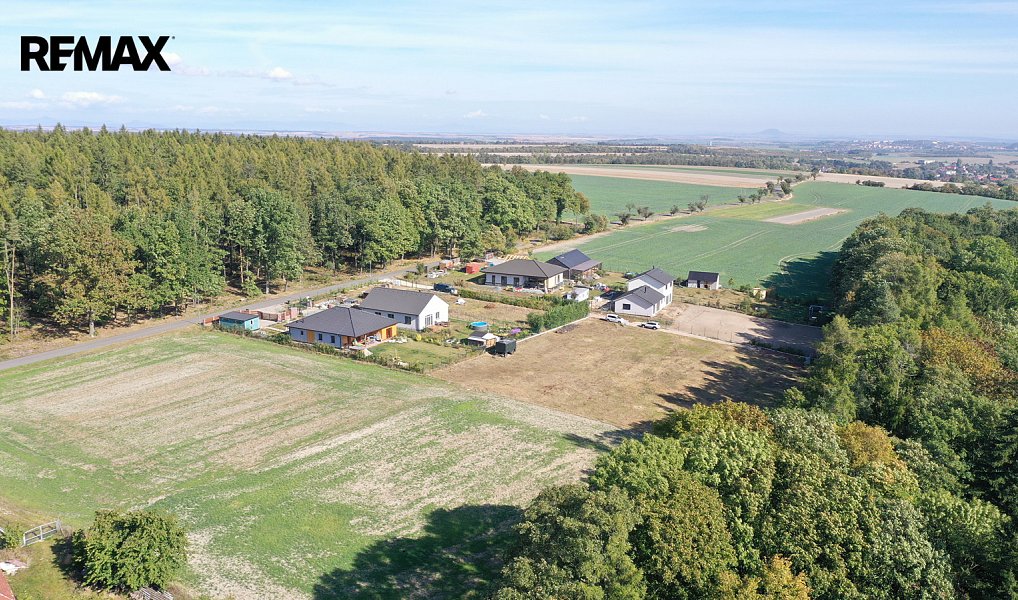 Prodej stavebního pozemku 1 431 m², Hradečno – náhled fotky 14
