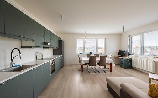 Prodej bytu 3+kk 82 m², T. G. Masaryka, Horoměřice, okres Praha-západ