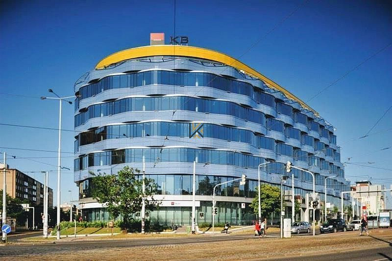 Pronájem kanceláře 708 m² – fotografie 4