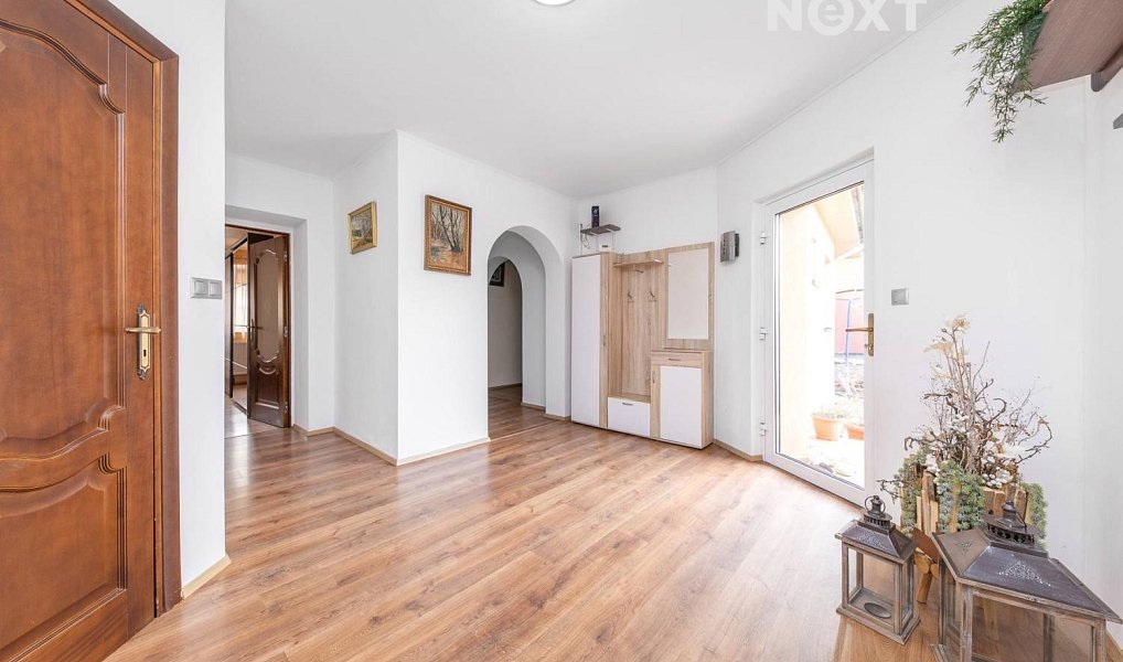 Prodej domu 255 m² s pozemkem 1 620 m², Šumice – náhled fotky 13