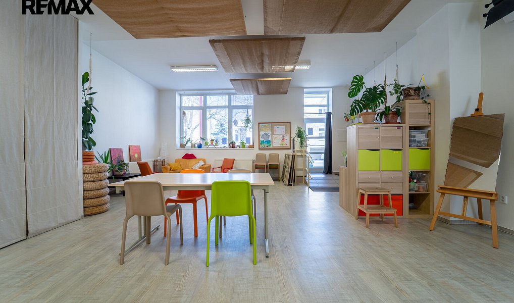 Prodej obchodních prostor 61 m², Poděbrady – náhled fotky 3