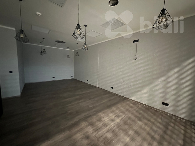 Pronájem obchodních prostor 104 m² – fotografie 2