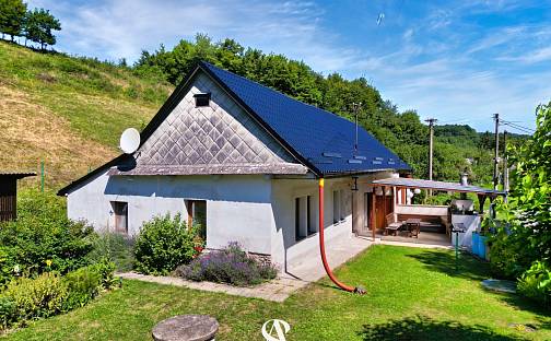 Prodej domu 115 m² s pozemkem 569 m², Bouzov - Kozov, okres Olomouc