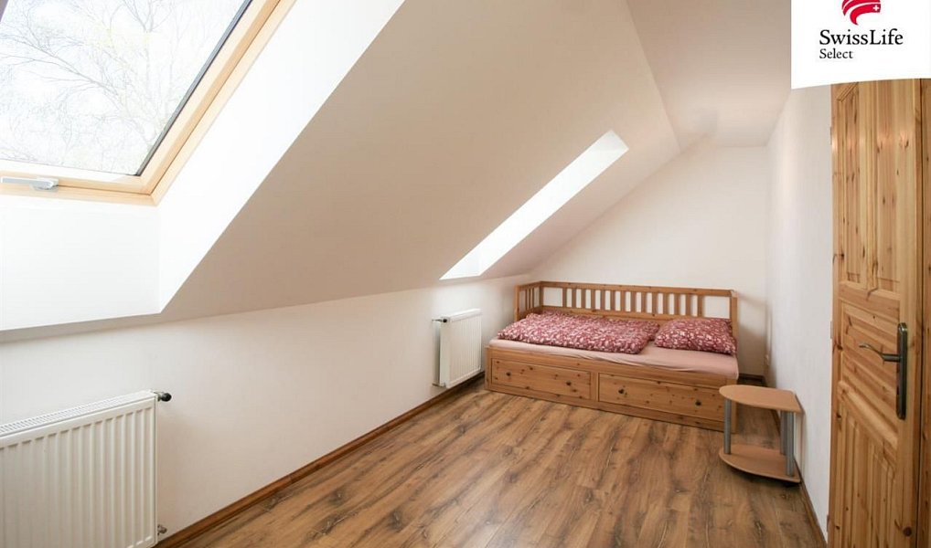 Prodej domu 255 m² s pozemkem 1 349 m², Zvíkov – náhled fotky 13